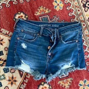 American Eagle Size 6 Hi Rise Shortie